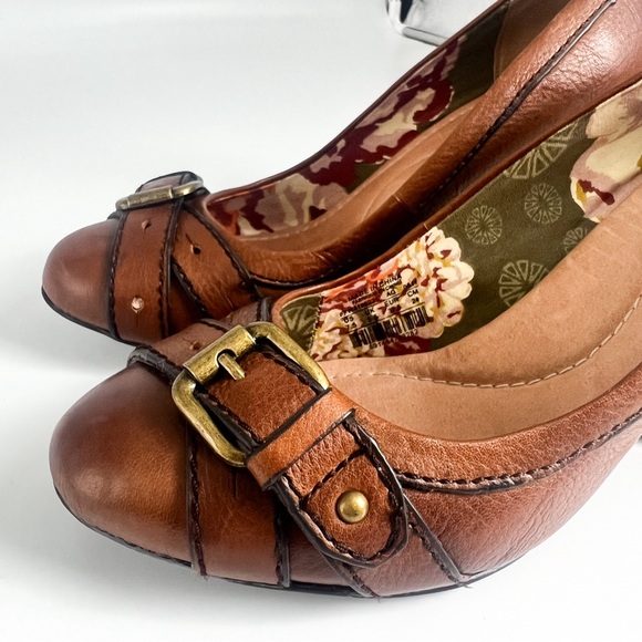Fossil Sasha Block Heel in Tan/Bronze - Picture 9 of 11